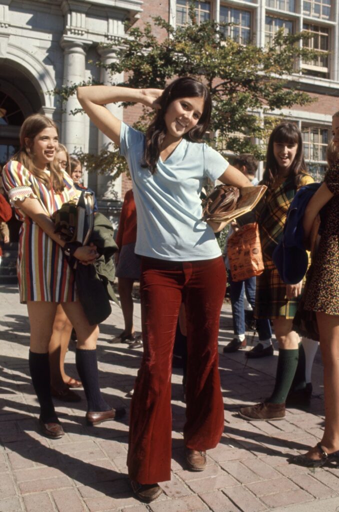 Highschoolers In 'Hippy' Fashions