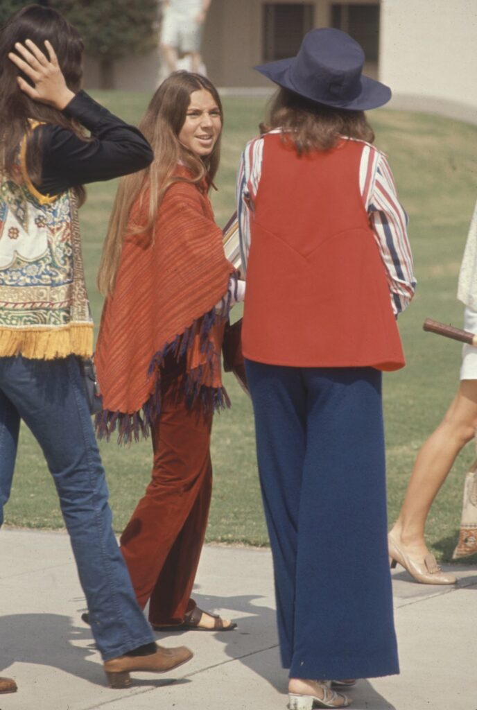 Highschoolers In 'Hippy' Fashions