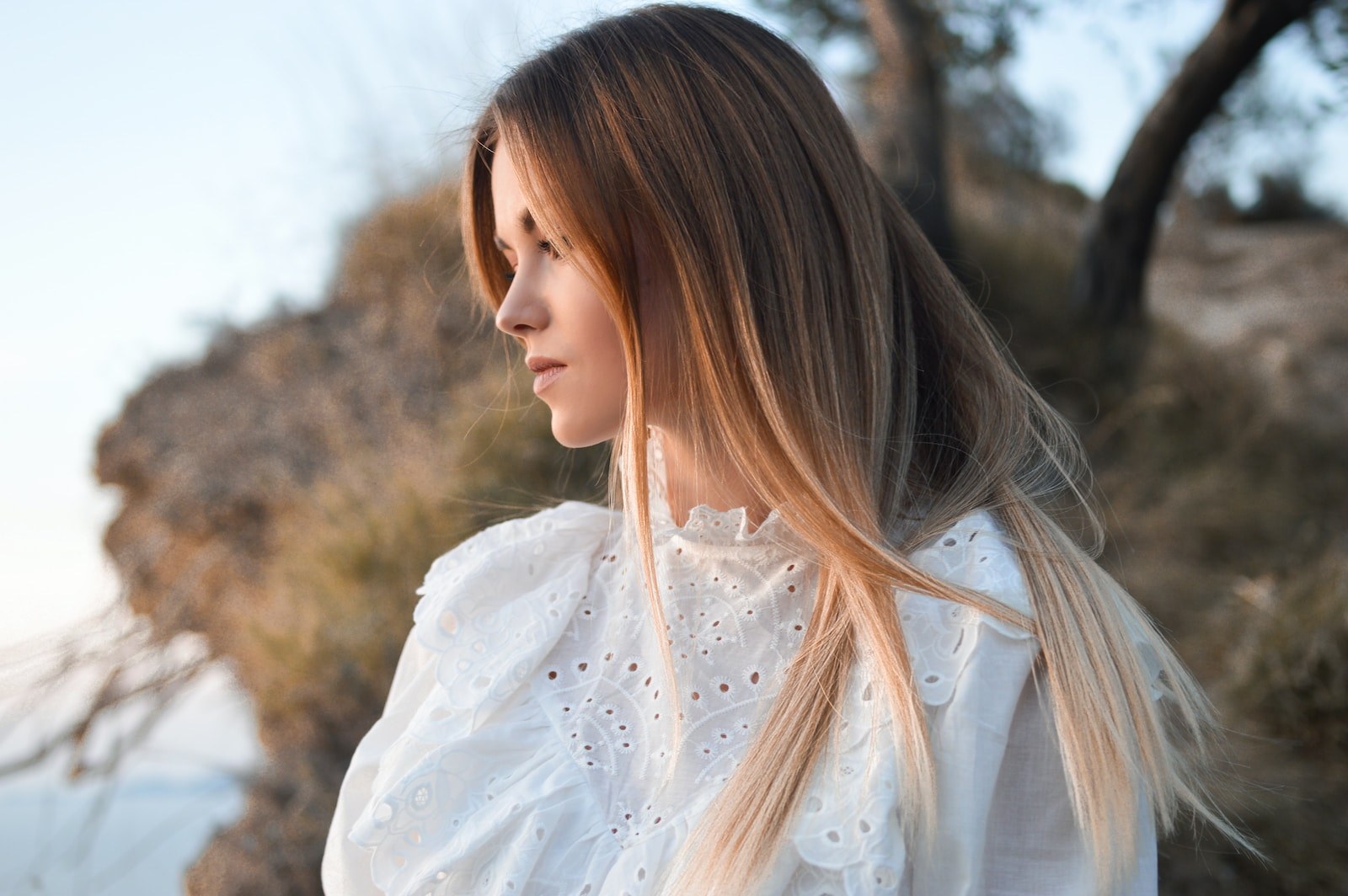 women's white crew-neck top